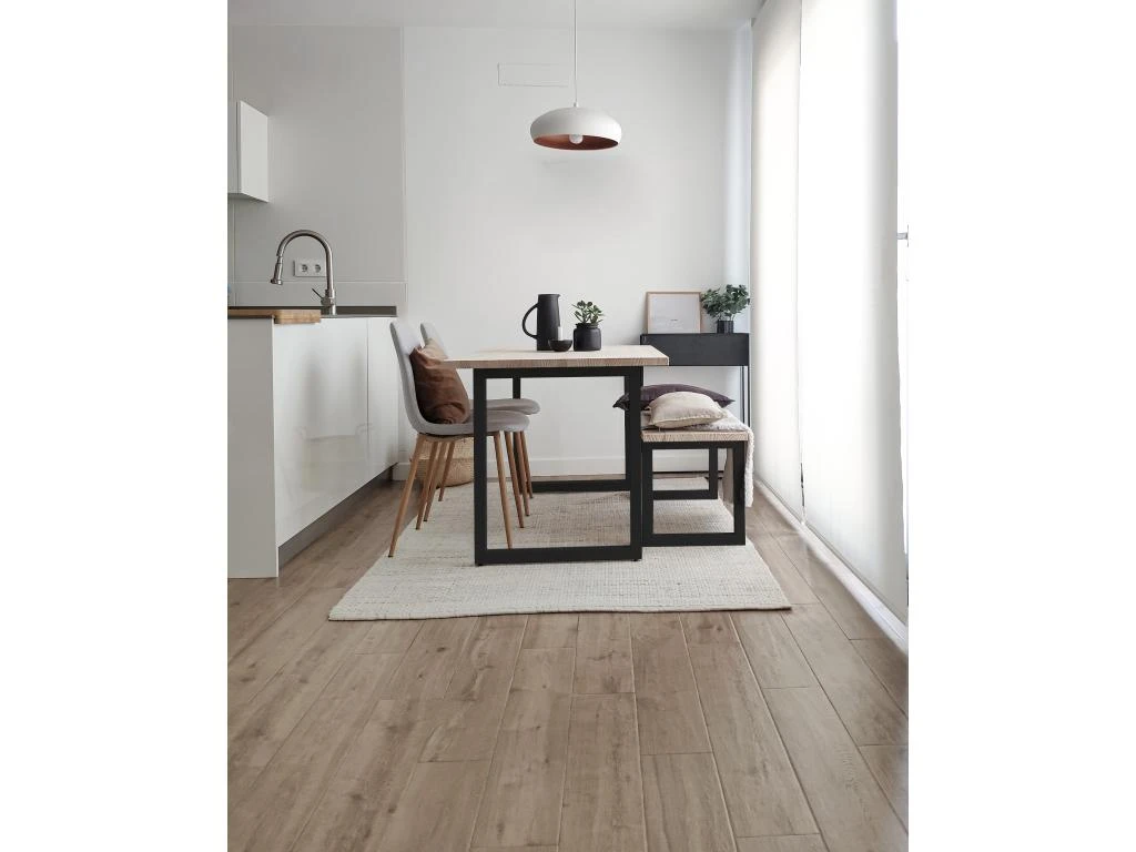 Table à Manger Zocco Naturelle Et Noir 180x80cm 8 Table à Manger Zocco Naturelle Et Noir 180x80cm – Image 6